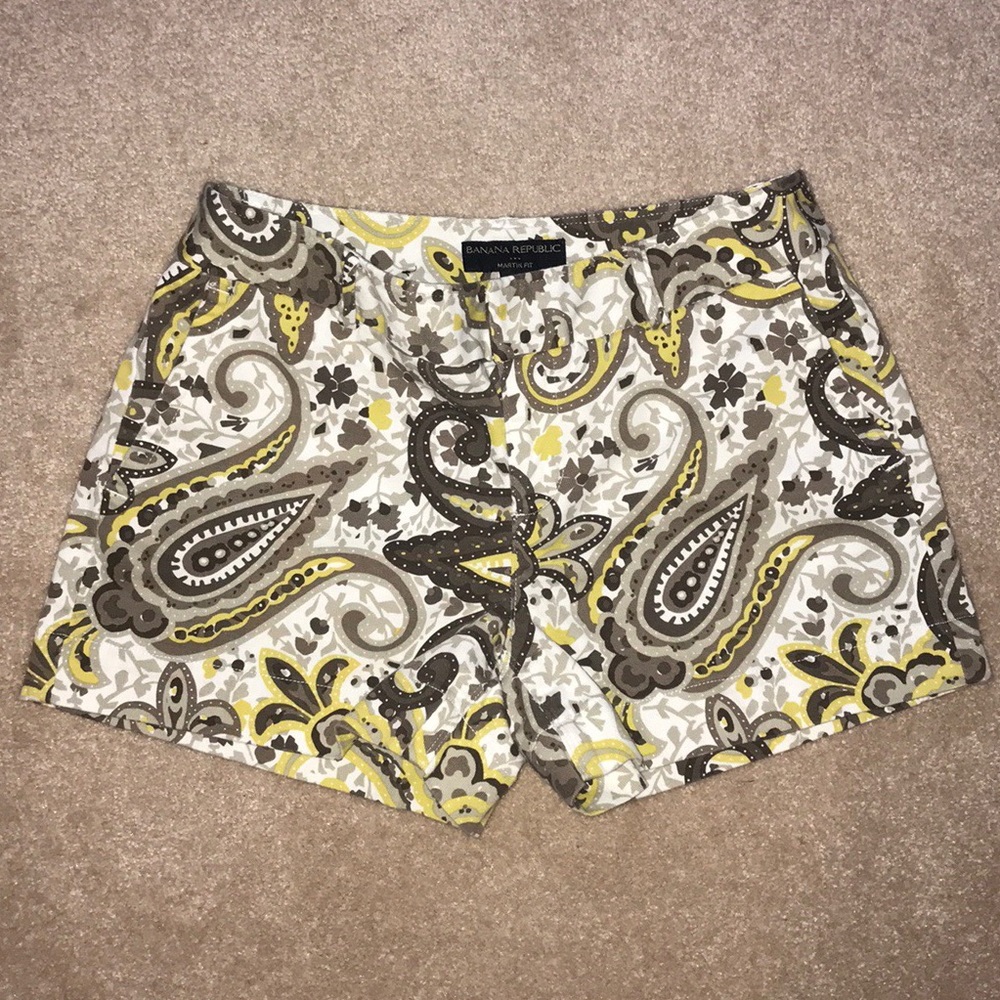 Banana Republic Martin Fit Shorts